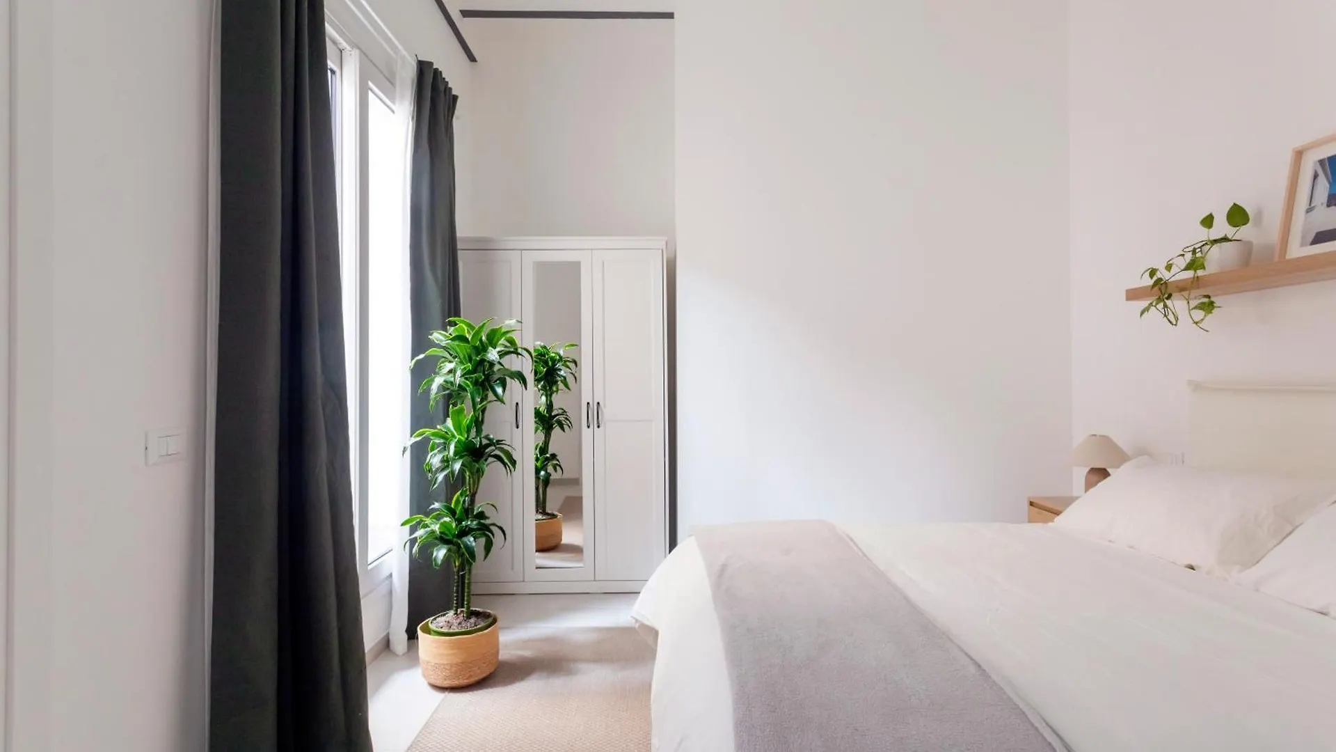 With Love, Apartment 4 Palermo